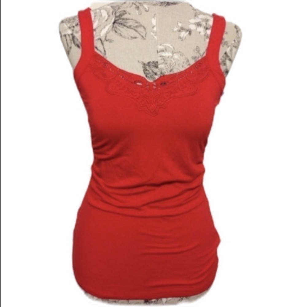 *white House Black Market Red Top XS